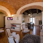 Holiday home Il Giardino Di Diana By Interhome